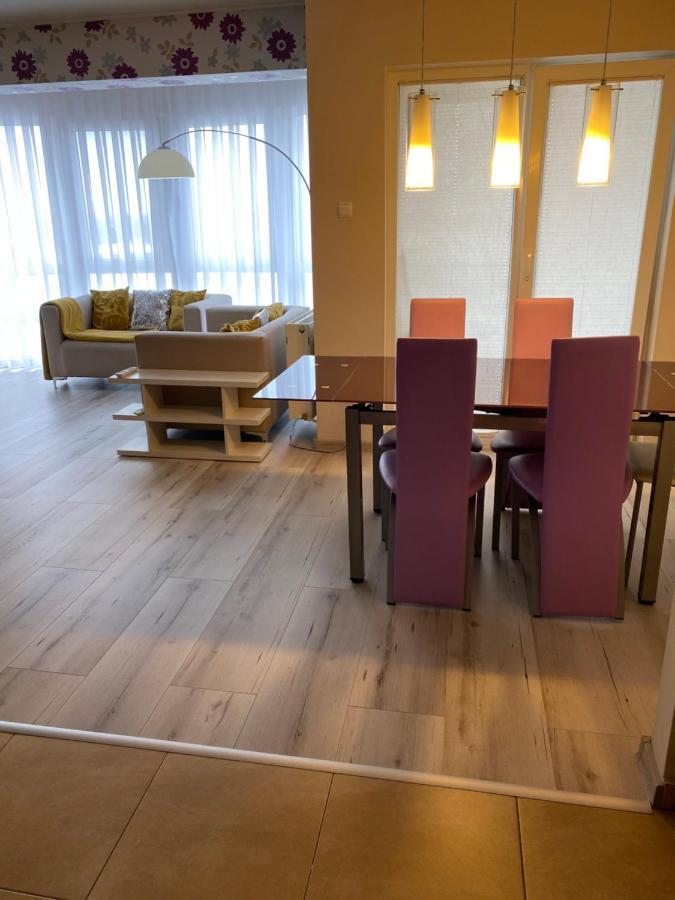 Apartament Avana Орадеа Екстериор снимка