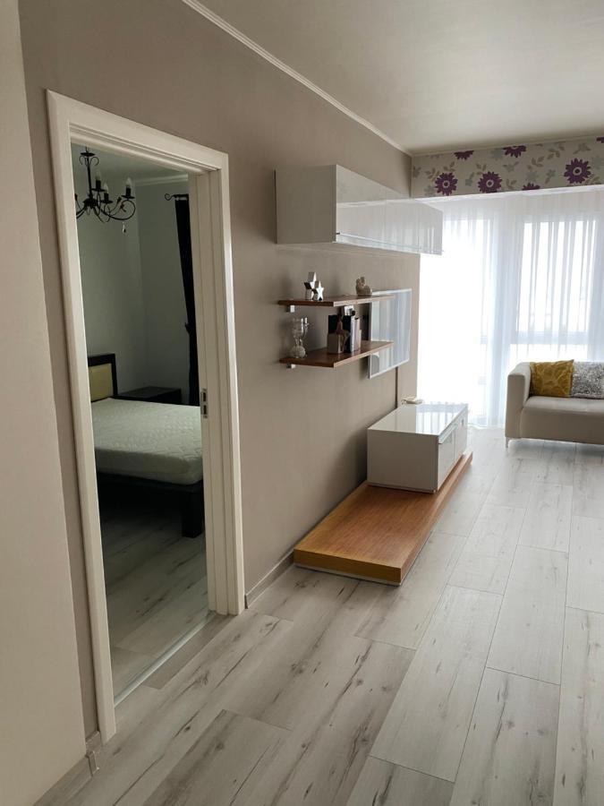 Apartament Avana Орадеа Екстериор снимка